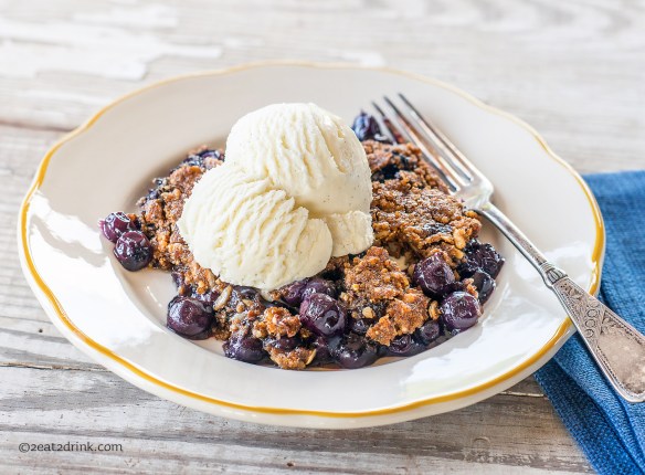 2eat2drink-blueberry crumble-p
